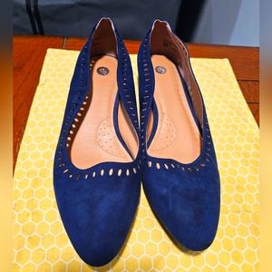 Dress Barn Adorable Flats